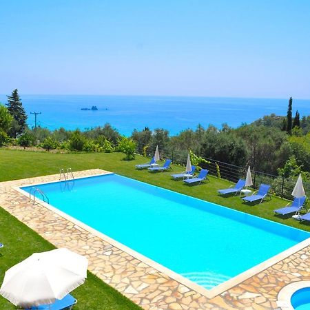Large Apartment By The Pool - Pelekas Beach, Corfu Buitenkant foto