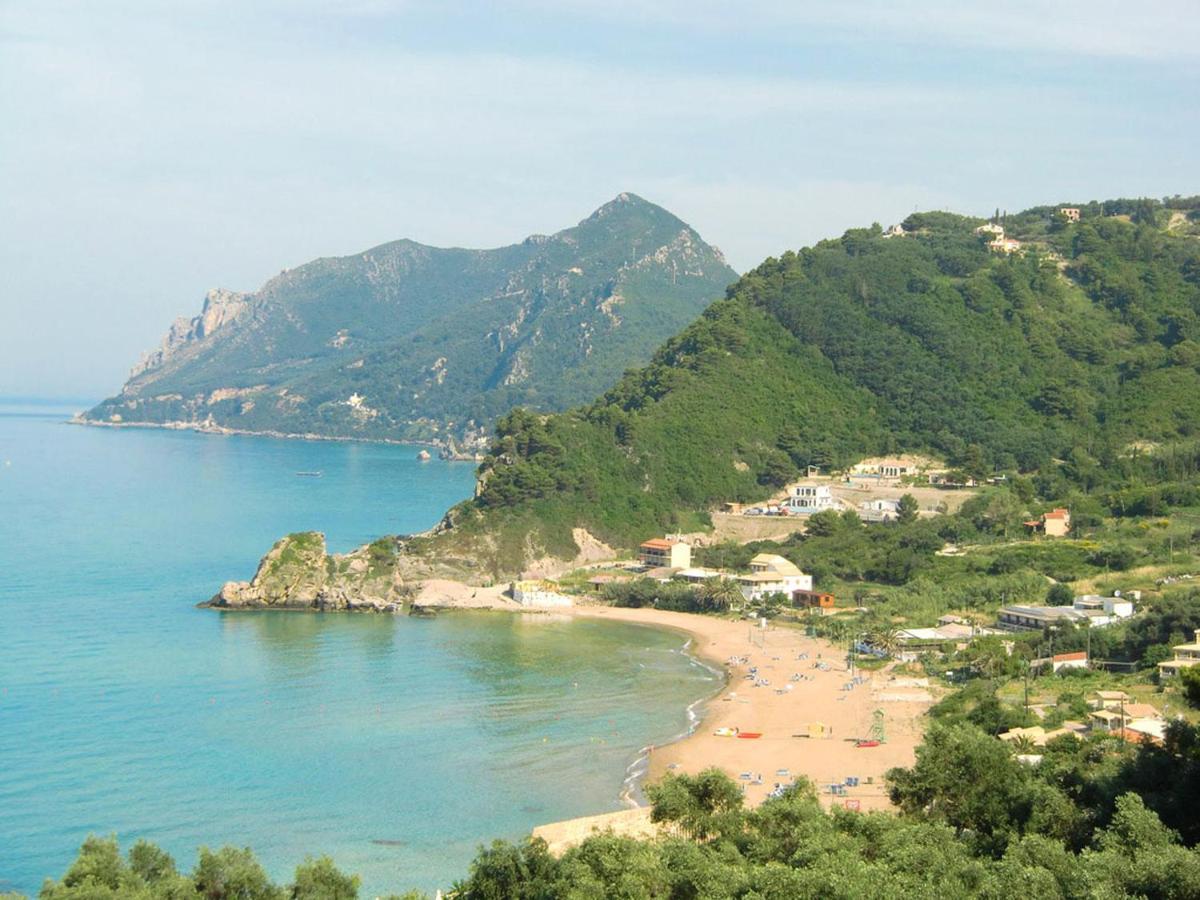 Large Apartment By The Pool - Pelekas Beach, Corfu Buitenkant foto